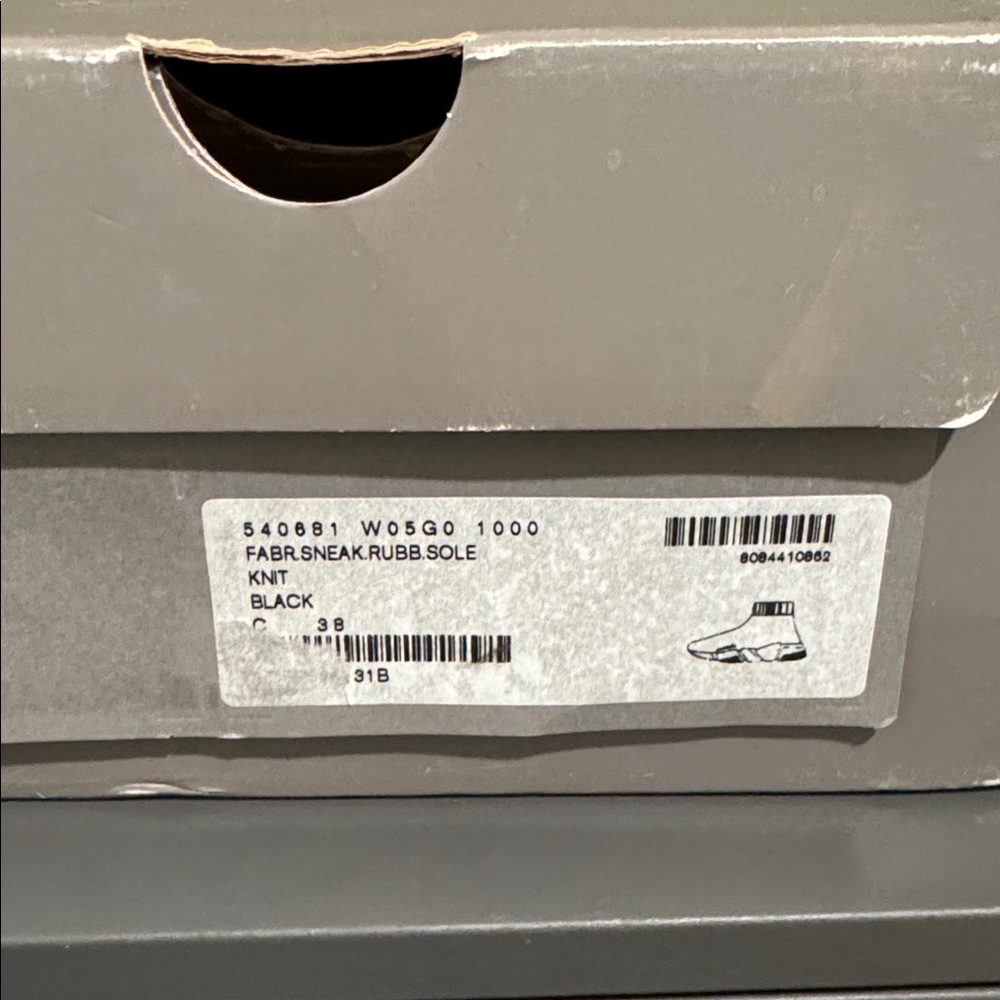 Balenciaga Women's Black and Pink ‘ Speed’ Trainers - Picture 3 of 17